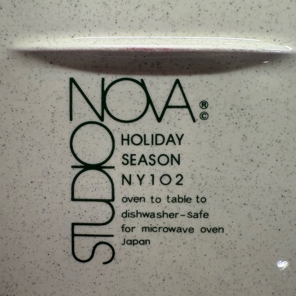 Full set Service for 12 Retired Studio Nova Christmas Dinnerware NWOT - Picture 8 of 13